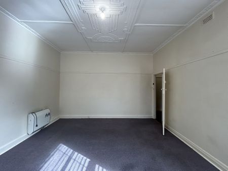 ONE BEDROOM COTTAGE ! - Photo 3