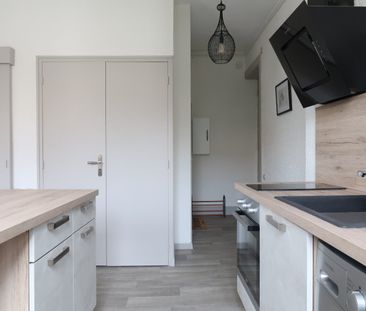 Location Appartement 1 pièce 28m² ST ETIENNE 42100 - Photo 2