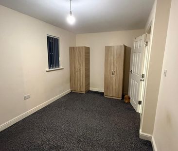 3 Bed Terraced House, Raynald Road, S2 - Photo 4