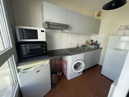 Location Appartement 2 pièces 40m² BORDEAUX 33000 - Photo 4