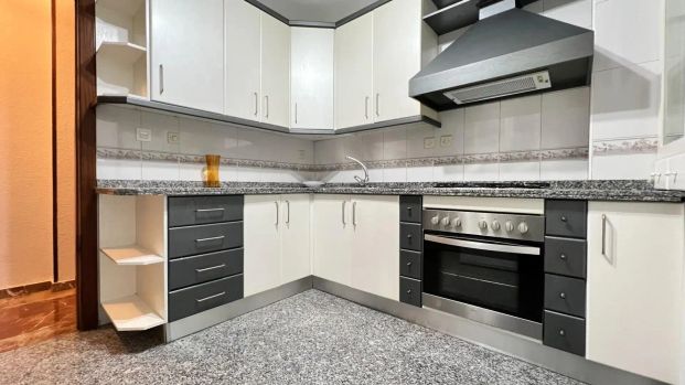 Piso de alquiler en Calle Aben Humeya, Fígares - Foto 1