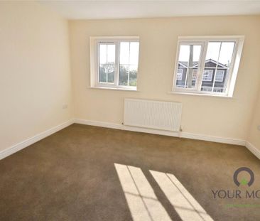 3 bedroom semi-detached house to rent - Photo 3