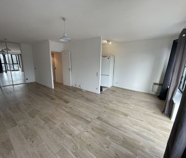 Location Appartement 1 pièce 42m² LILLE 59000 - Photo 4