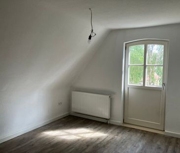 Die gefällt mir: gemütliche 2-Zimmer-Wohnung im Dachgeschoss - Foto 5