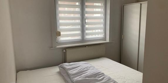 Location Appartement 1 pièce 23m² LILLE 59000 - Photo 2