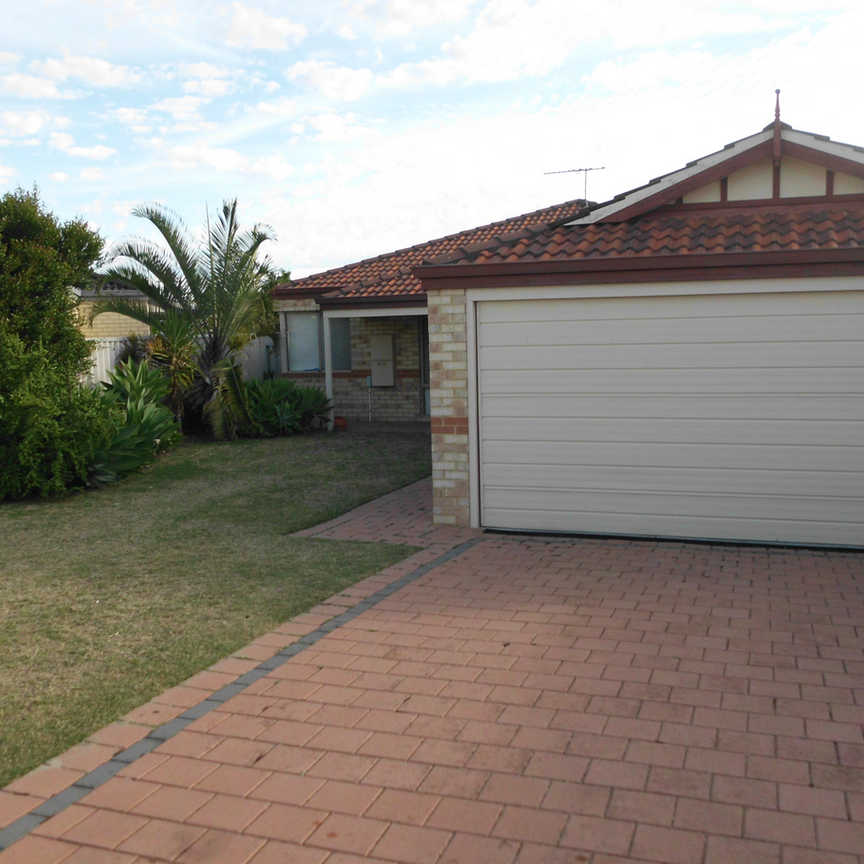 57 Ailsacraig Ramble, Kinross, WA - Photo 1
