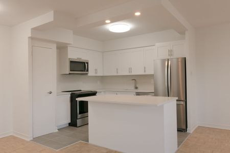 4555 Bonavista Avenue - Photo 5