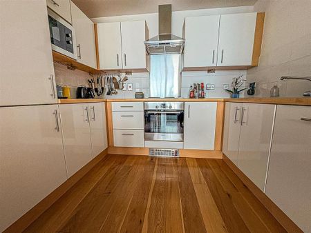1 bedroom flat to rent - Photo 3