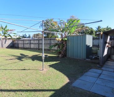 LOWSET DUPLEX WITHIN WALKING DISTANCE TO BEACH - Photo 3
