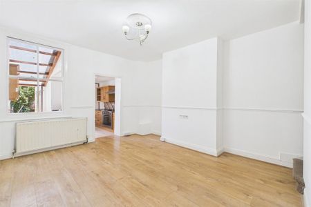 2 bedroom terraced house to rent - Photo 5