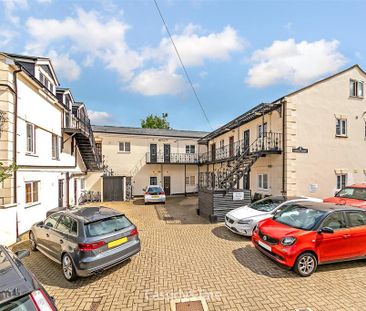 Studio to rent - Photo 6