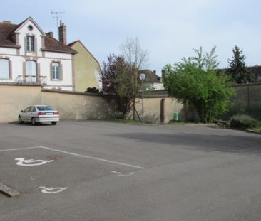 ST FLORENTIN CENTRE VILLE - T3 DE 75M² LUMINEUX DANS RESIDENCE SECURISEE - Photo 3