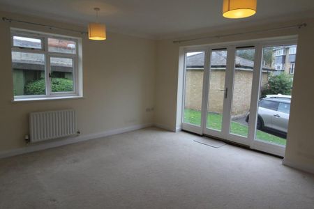 2 bedroom apartment to rent - Photo 2