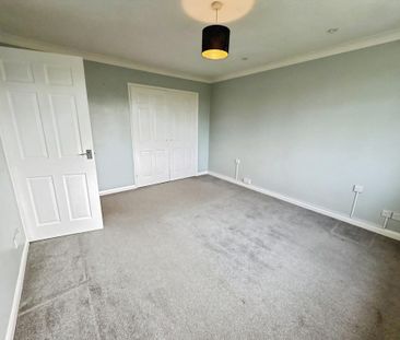 4 bedroom detached house to rent - Photo 5