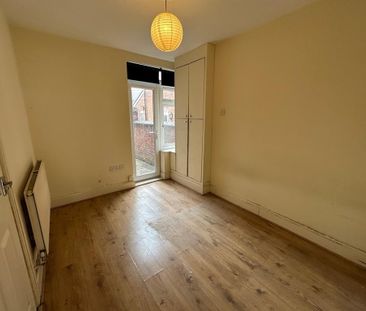 1 bedroom ground floor flat to rent - Photo 2