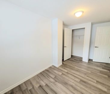 For Lease - 477 Dean Avenue Unit# 49, Oshawa, Ontario - Photo 3