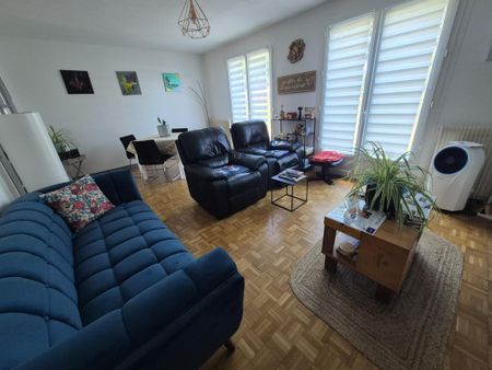 Location Maison 5 pièces 85m² PLABENNEC 29860 - Photo 2