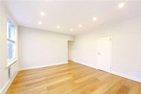 Chalk Farm Road, Chalk Farm, London, NW1 - Photo 2