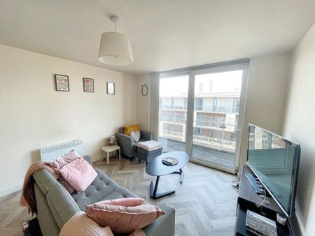 Apartment , Block Spectrum, Blackfriars Road, Salford - Photo 3