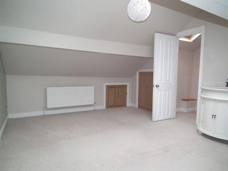 2 bedroom House To Let - Photo 4
