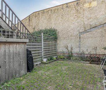 3 bedroom apartment to rent - Photo 5