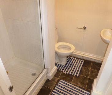 4 bedroom house share to rent - Photo 6