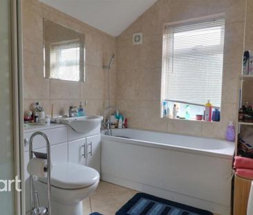 2 bedroom terraced house to rent - Photo 6