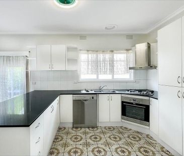 Oakleigh East - Photo 4