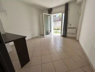 Location Appartement 1 pièces 16 m2 à Aubagne - Photo 2