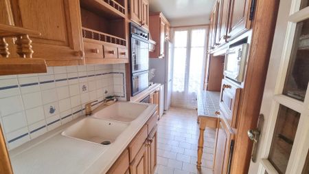 Location Appartement 3 pièces 55m² NICE 06000 - Photo 5