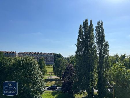 Location Appartement 2 pièces 48m² LILLE 59000 - Photo 5