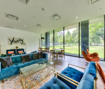 1228 Rue des Bassins #704 - Photo 1