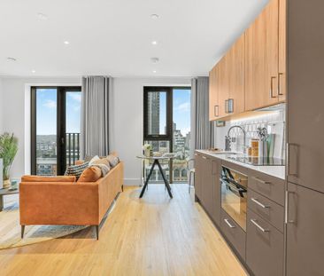Live at Vertus’ newest Canary Wharf address: fully furnished studio... - Photo 2