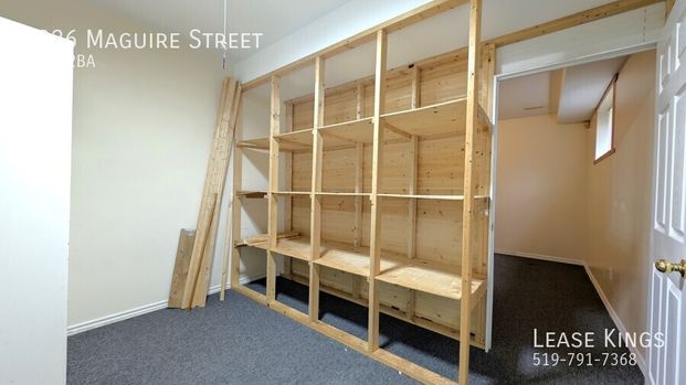 PRIME SOUTH WINDSOR RAISED RANCH HOME - Photo 1