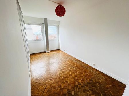 Location Appartement 3 pièces 66m² MACON 71000 - Photo 3