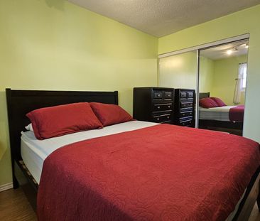 For Lease - 44 Loradeen Crescent Unit# Main, Toronto, Ontario - Photo 6