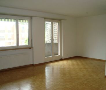 3.5 Zimmer, 65 m², 2. Stock - Foto 4