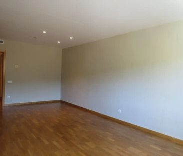 Piso de alquiler en Carrer Can Castillo, 18, Centre - Photo 1