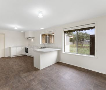 Freshly Updated Family Home in a Prime Central Location - Photo 4