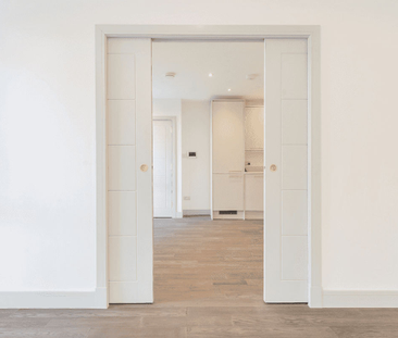 Norbury Crescent, London, SW16 - Photo 3