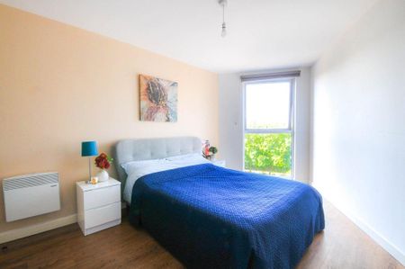 2 bedroom apartment to rent - Photo 4