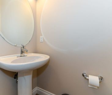 Edmonton Furnished townhouse Rental in St Albert - Townhome in 45+ Community - Photo 6