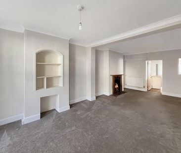 3 bedroom cottage to rent - Photo 2