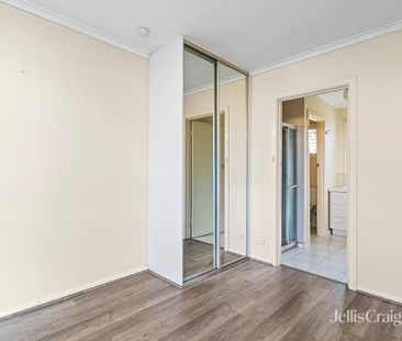 3/30 Chifley Avenue, Altona VIC 3018 - Apartment For Rent | Domain - Photo 6