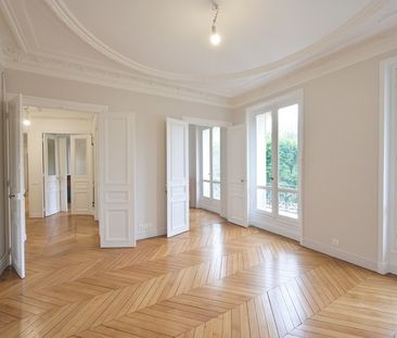 Tout savoir sur cet appartement dans le quartier Sorbonne, à Paris ... - Photo 1