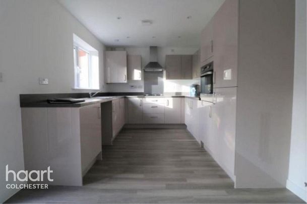3 bedroom detached house to rent - Photo 1