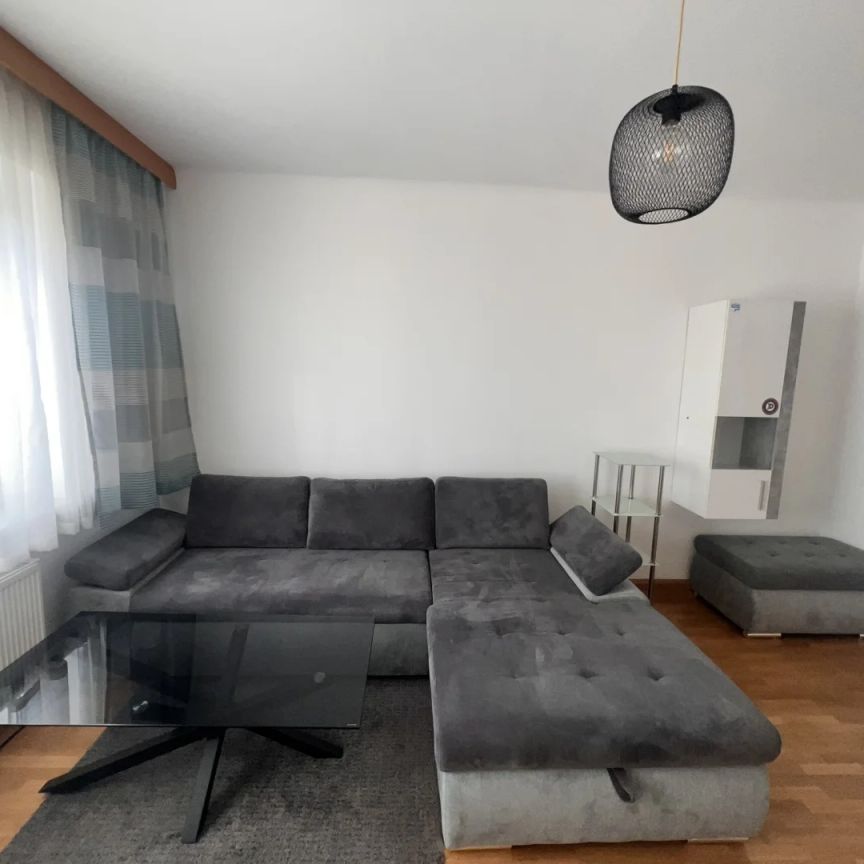 Sonnige, möblierte 2-Zimmer-Wohnung in Zeltweg - Photo 1