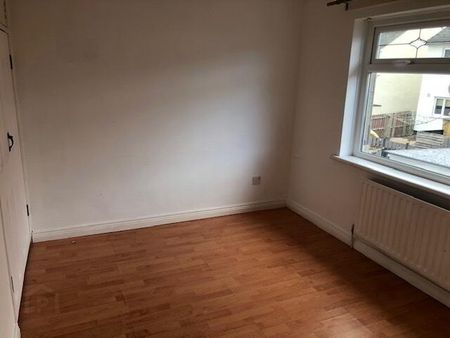 26 The Cherry Walk, Carrickfergus, BT38 8EP - Photo 3