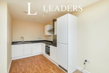 1 bedroom flat to rent - Photo 2