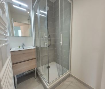 Location Maison 6 pièces 144m² HEM 59510 - Photo 6
